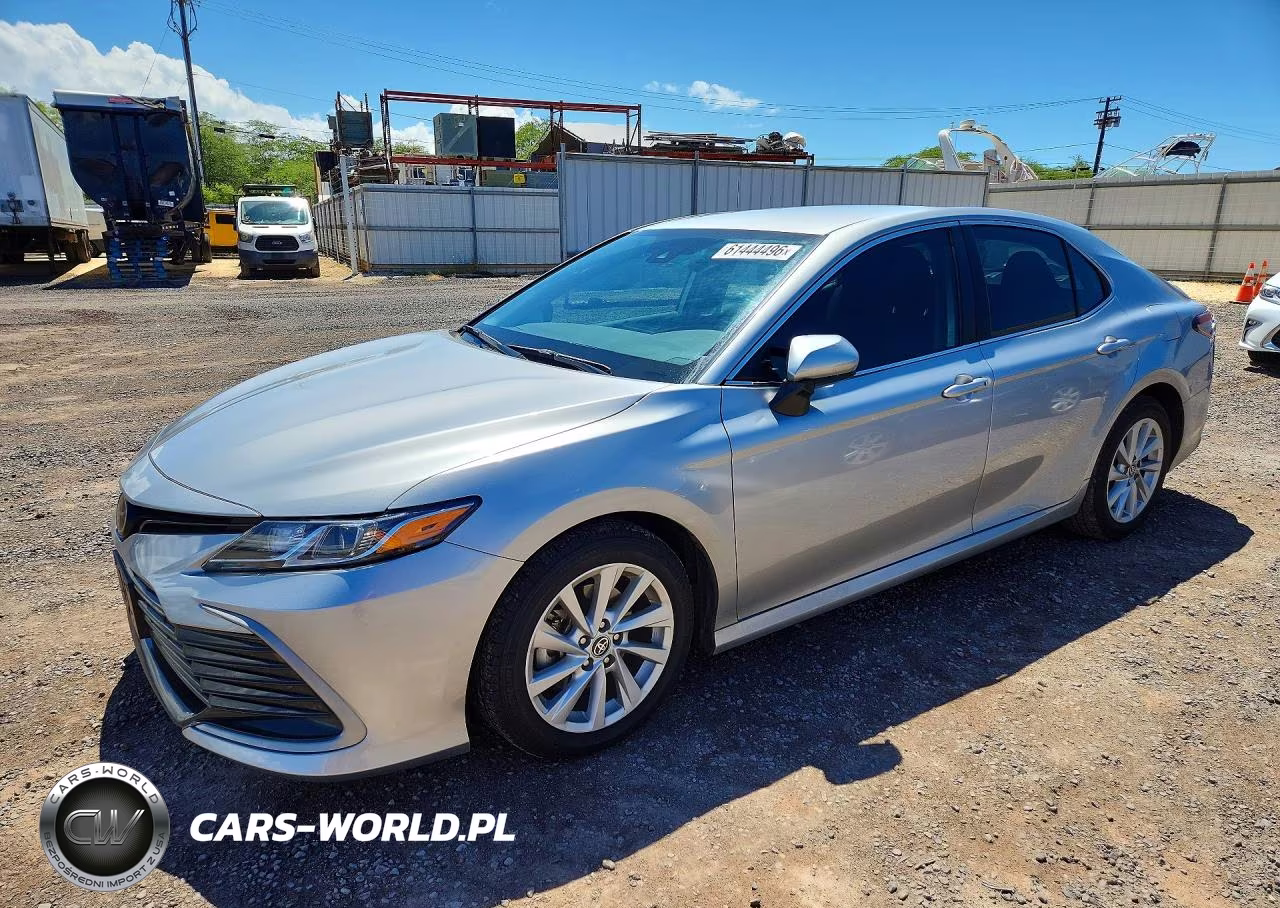 2023 Toyota Camry Le