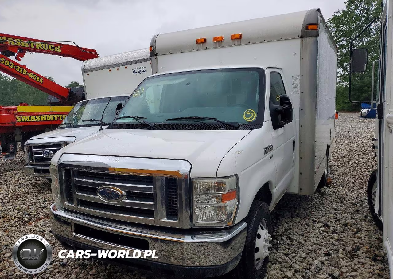 2013 Ford E350 Box Truck – zdjęcie 1 z 13