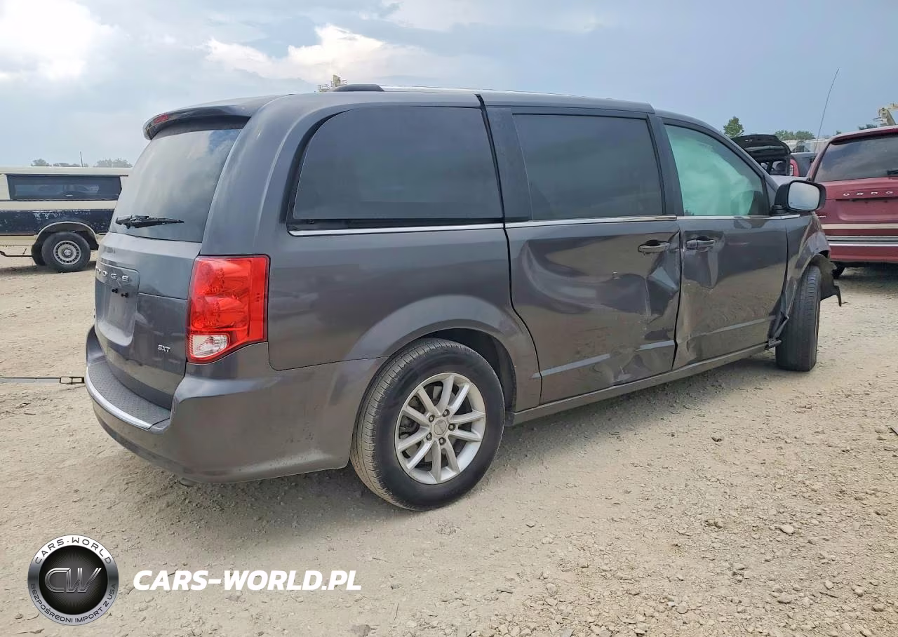 2018 Dodge Grand Caravan Sxt VIN:2C4RDGCG5JR298520 - 3
