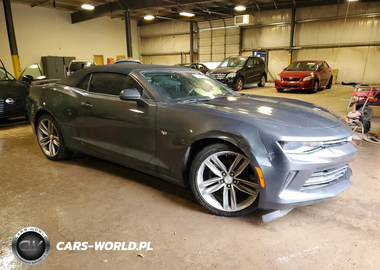 2018 Chevrolet Camaro Lt VIN:1G1FB3DS4J0116748 - 4