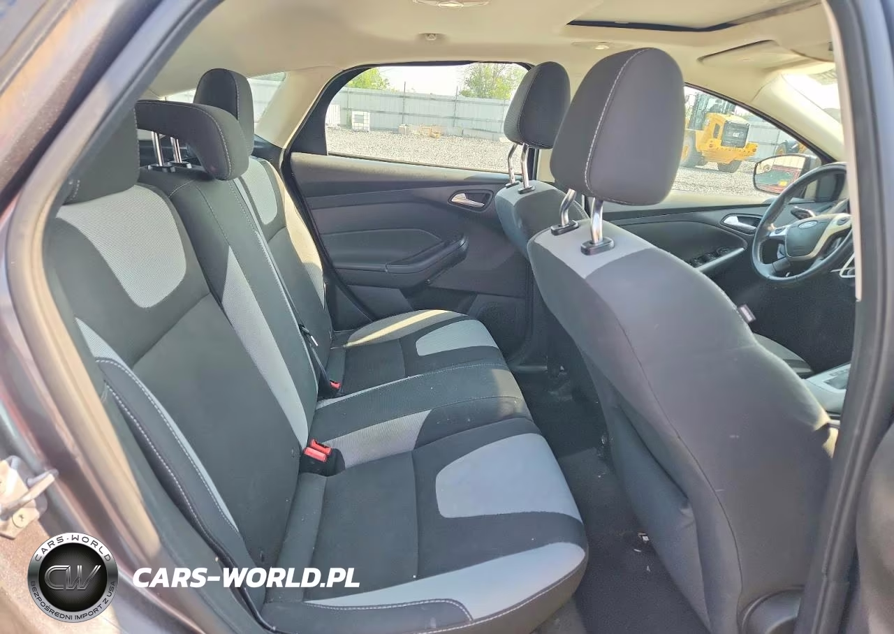 2012 Ford Focus Se VIN:1FAHP3K29CL173183 - 10