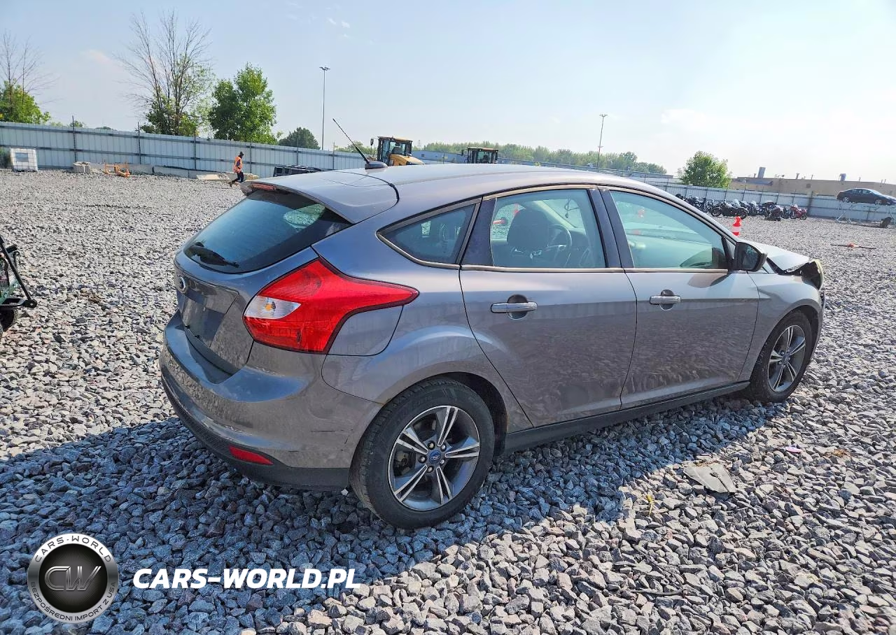 2012 Ford Focus Se VIN:1FAHP3K29CL173183 - 3