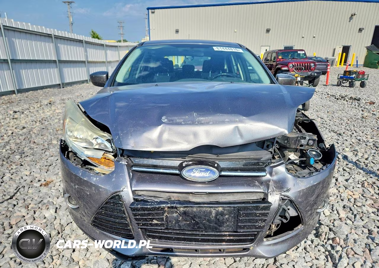 2012 Ford Focus Se VIN:1FAHP3K29CL173183 - 5