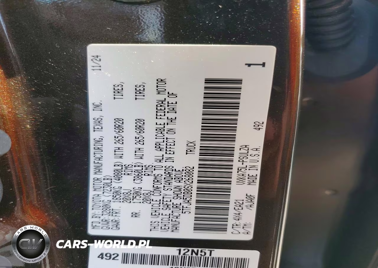2025 Toyota Tundra Crewmax Limited VIN:5TFJA5DB0SX268082 - 12