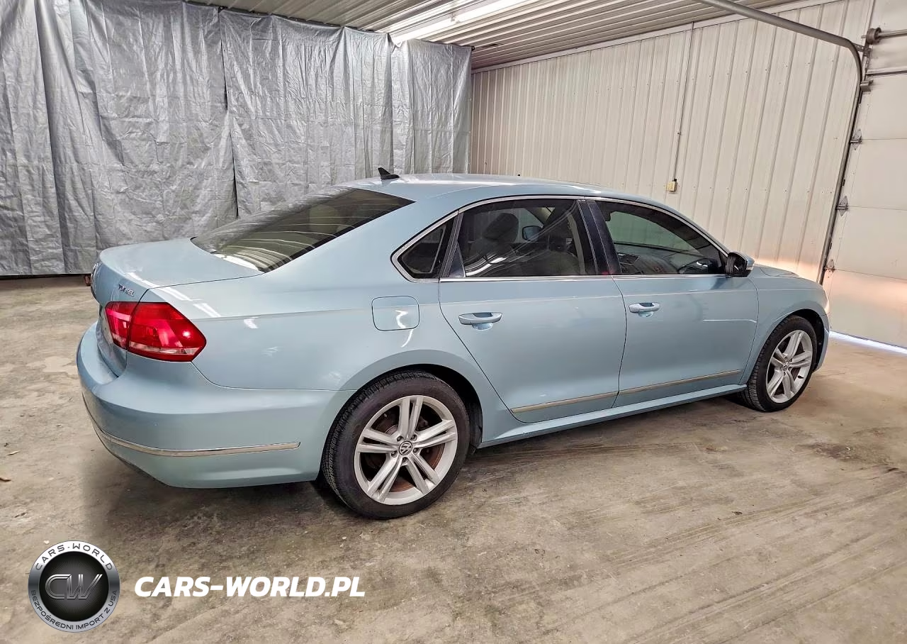 2013 Volkswagen Passat Sel VIN:1VWCN7A38DC061839 - 3