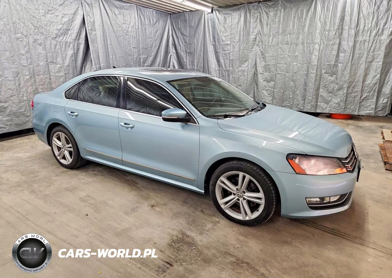 2013 Volkswagen Passat Sel VIN:1VWCN7A38DC061839 - 4