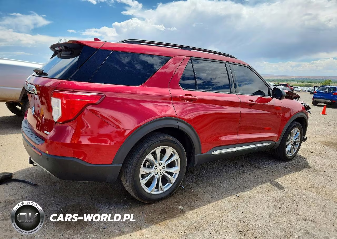 2020 Ford Explorer Xlt VIN:1FMSK8DH5LGB53126 - 3