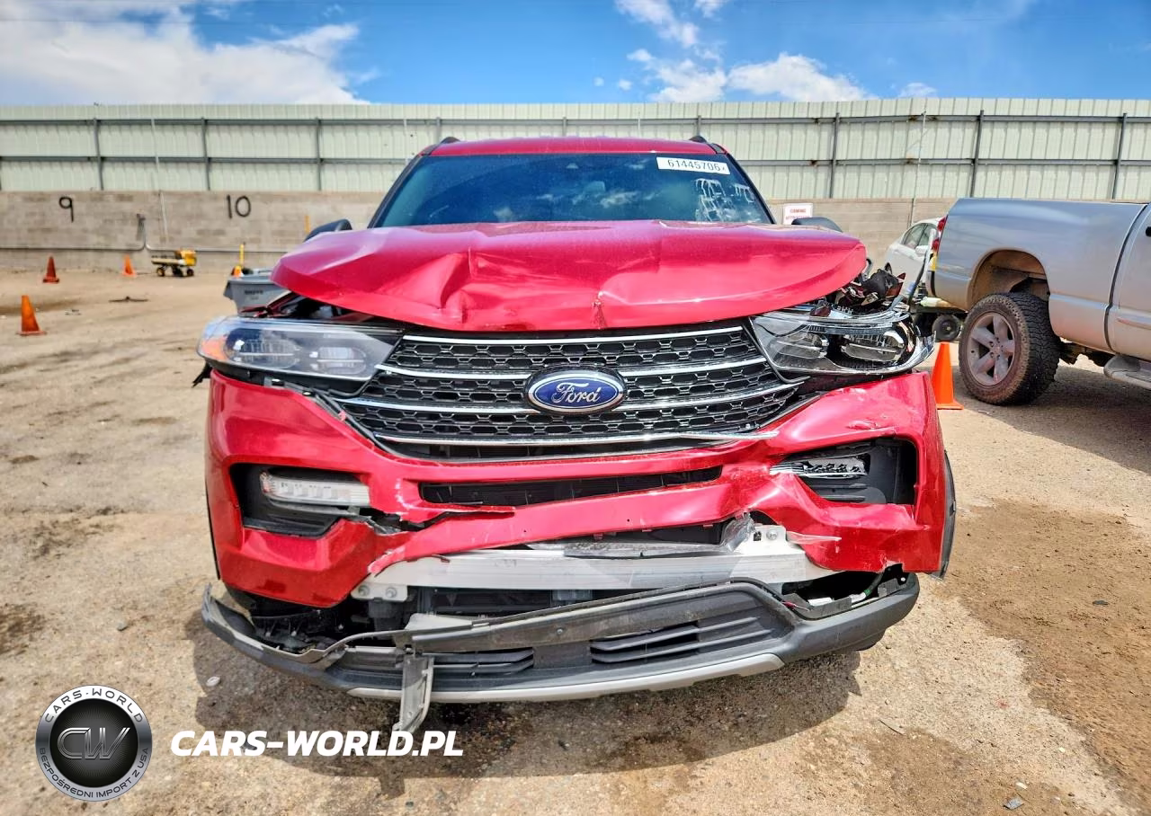 2020 Ford Explorer Xlt VIN:1FMSK8DH5LGB53126 - 5