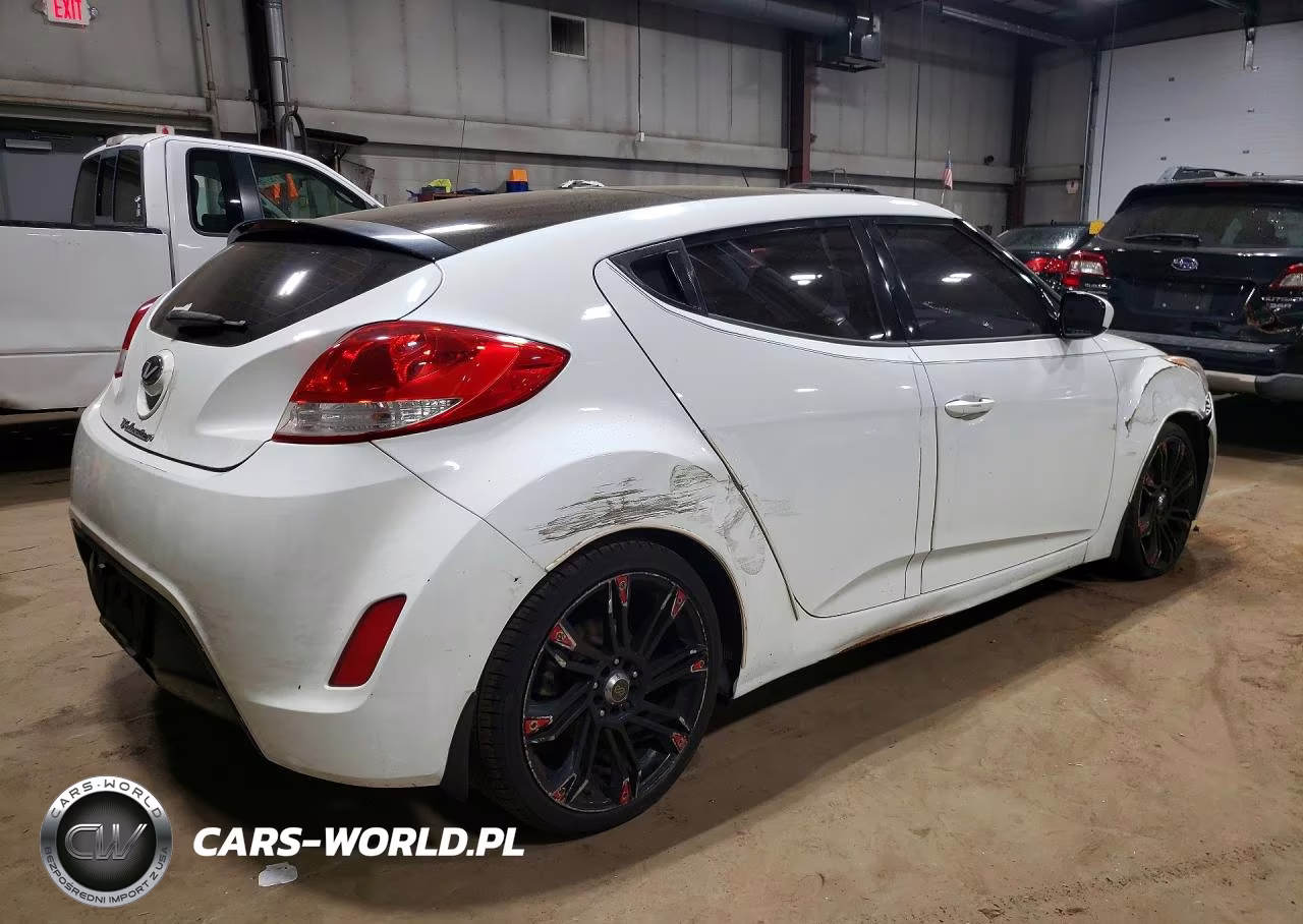 2012 Hyundai Veloster Base VIN:KMHTC6AD6CU072063 - 3