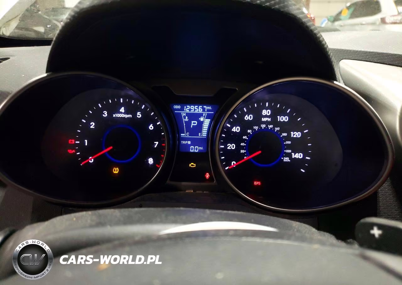 2012 Hyundai Veloster Base VIN:KMHTC6AD6CU072063 - 9