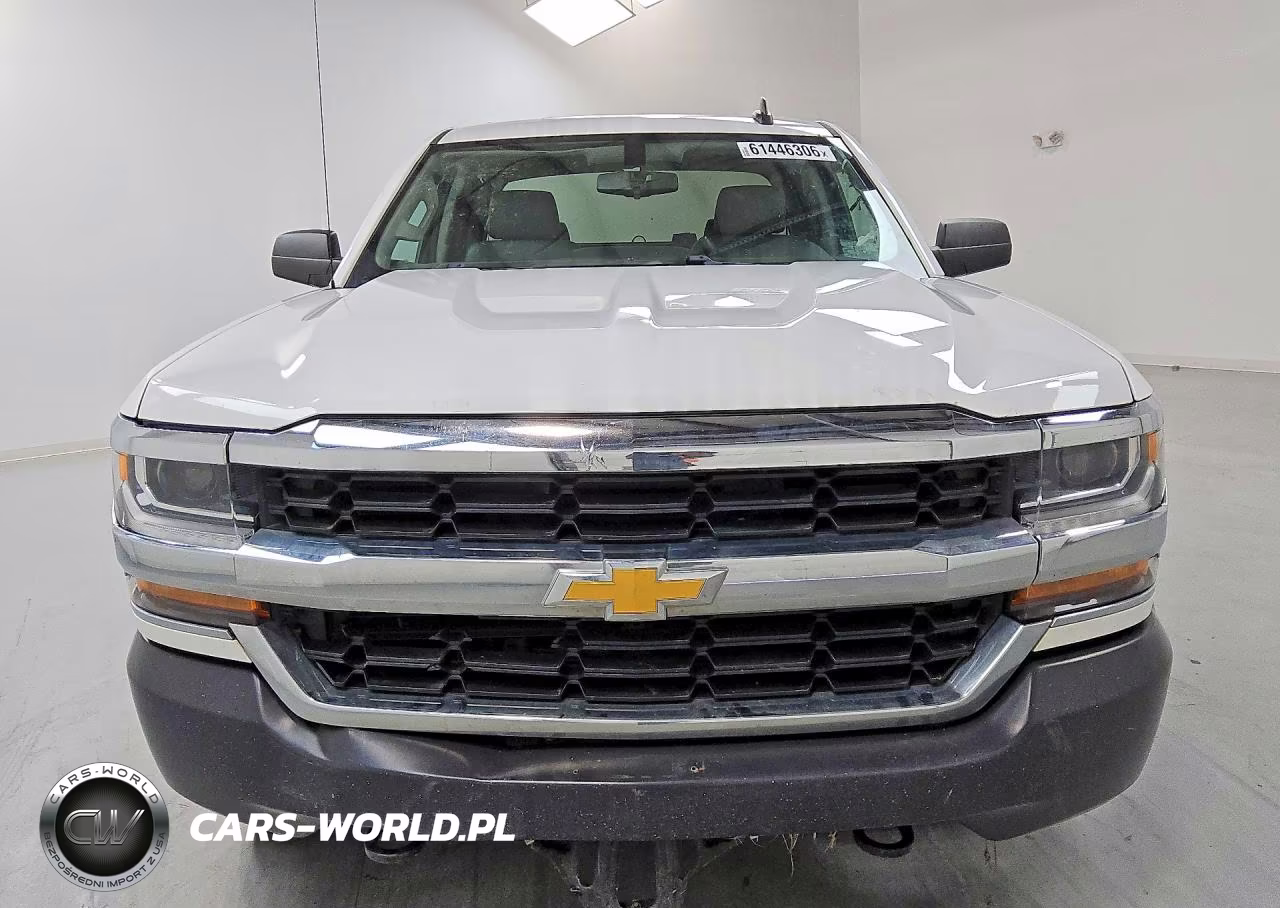2018 Chevrolet Silverado K1500 VIN:1GCVKNEH8JZ358990 - 5