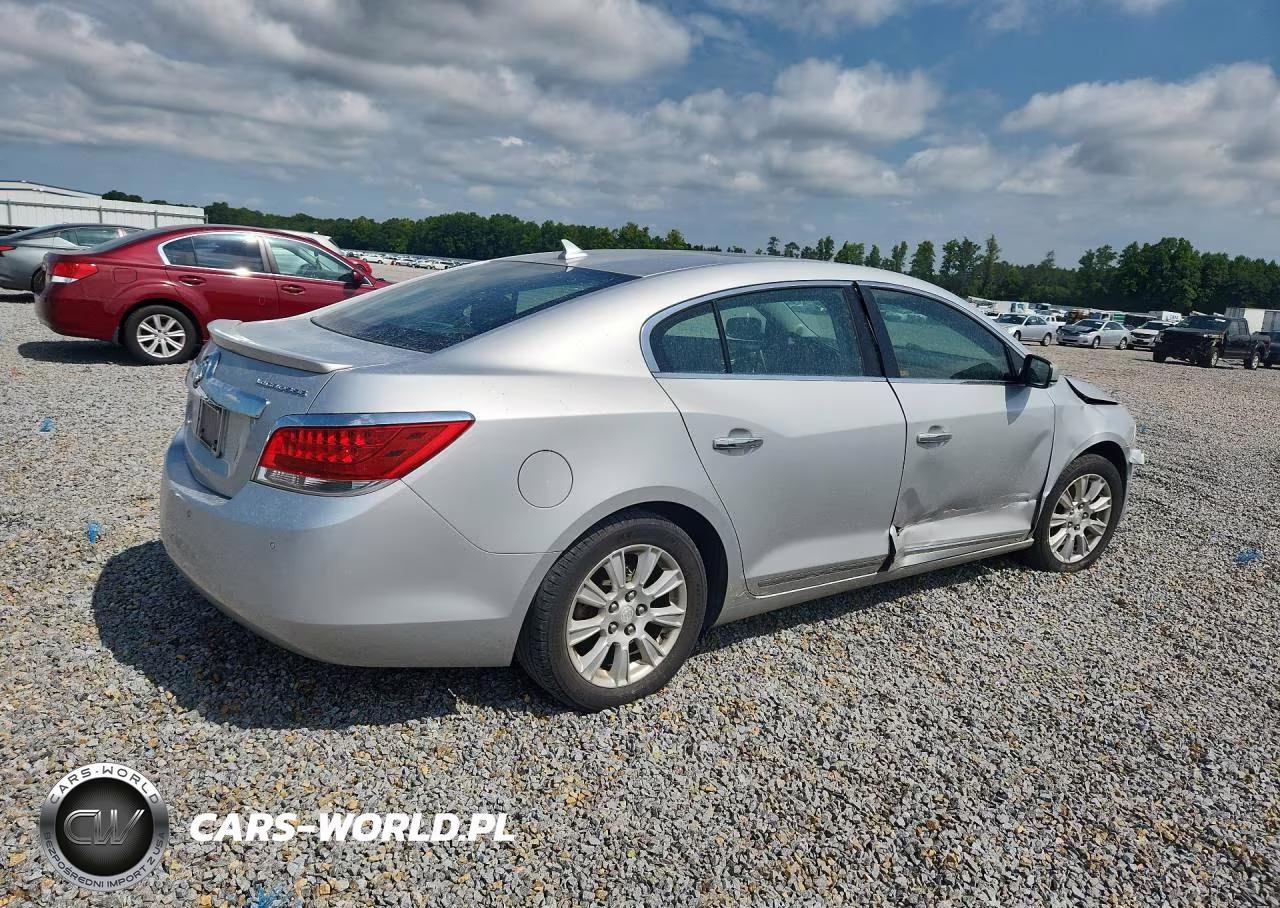 2013 Buick Lacrosse VIN:1G4GC5GR4DF285890 - 3