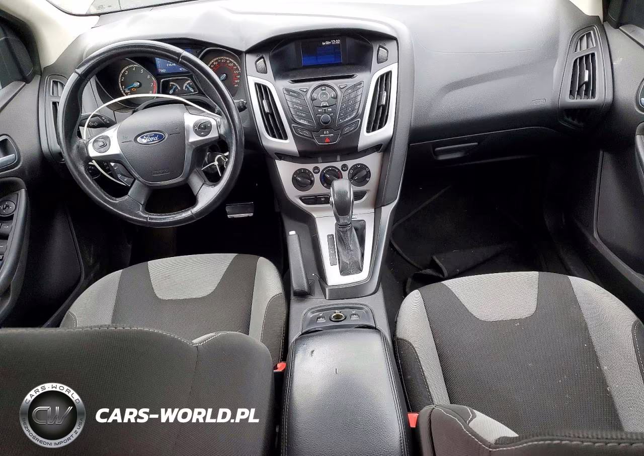 2014 Ford Focus Se VIN:1FADP3K20EL290409 - 8