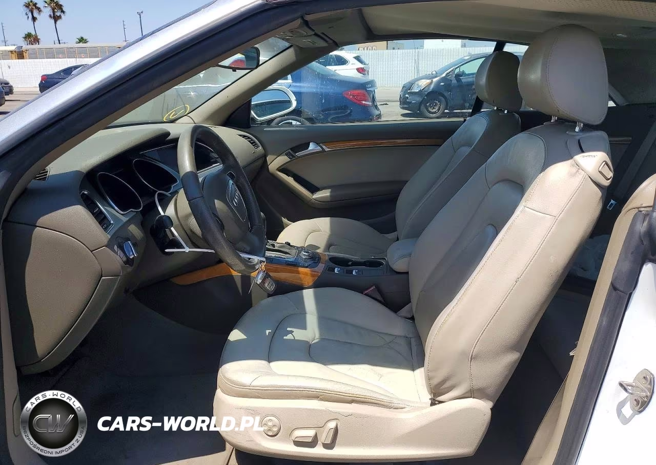 2010 Audi A5 Premium Plus VIN:WAULFAFH1AN019883 - 7