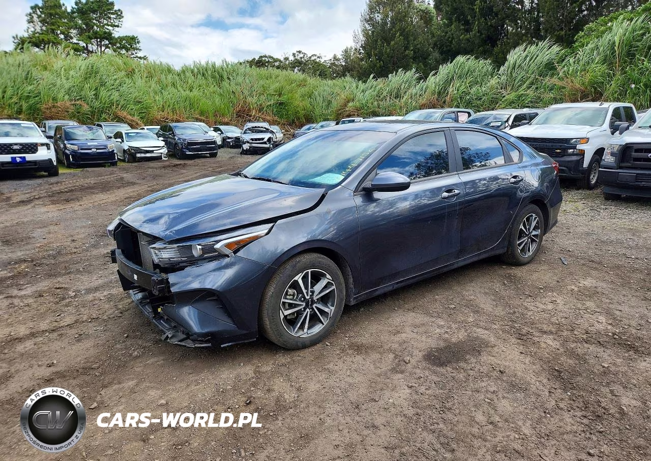 2023 Kia Forte Lxs – zdjęcie 1 z 13