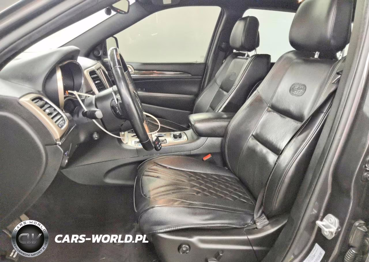 2017 Jeep Grand Cherokee Overland VIN:1C4RJFCG9HC676716 - 7