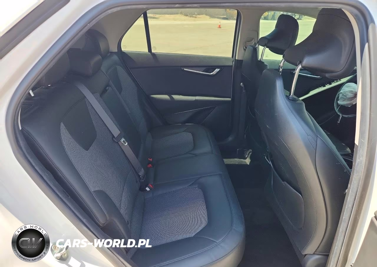 2023 Kia Niro Ex VIN:KNDCR3LE5P5043872 - 10