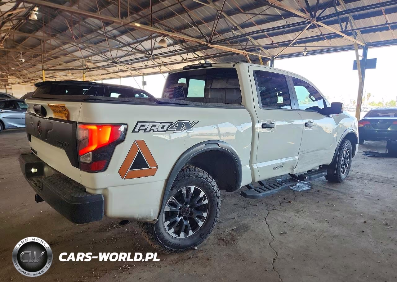 2024 Nissan Titan Pro-4X VIN:1N6AA1ED4RN107553 - 3