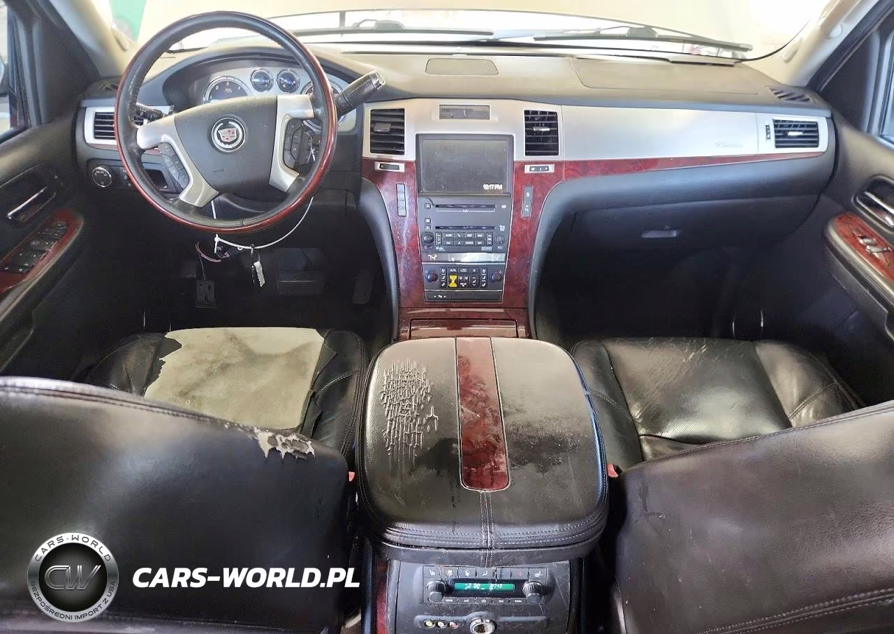2009 Cadillac Escalade Luxury VIN:1GYFK23279R230666 - 8