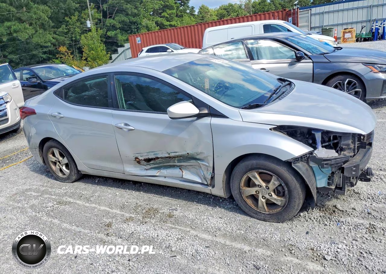 2015 Hyundai Elantra Se VIN:KMHDH4AE9FU228247 - 4