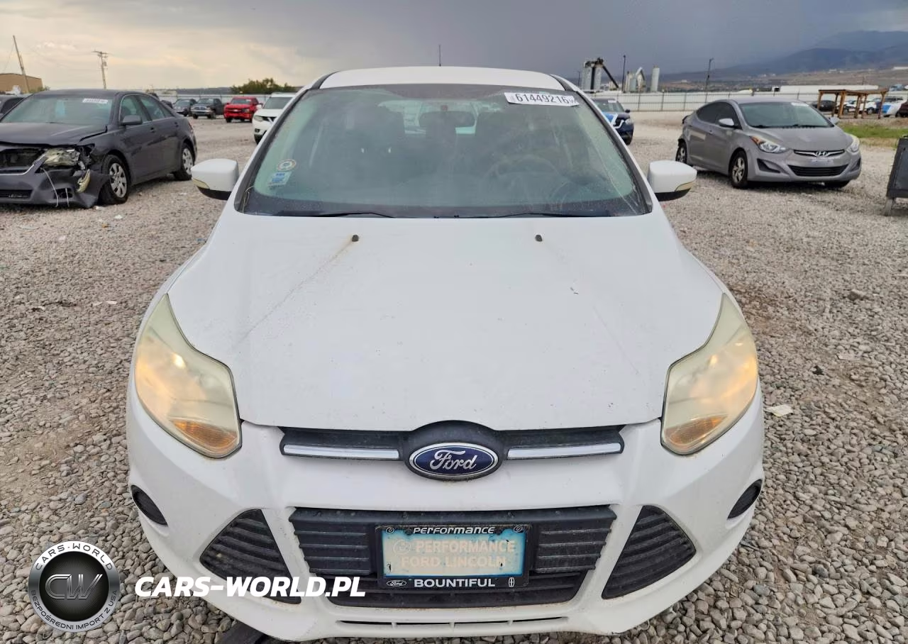 2014 Ford Focus Se VIN:1FADP3K29EL326677 - 5
