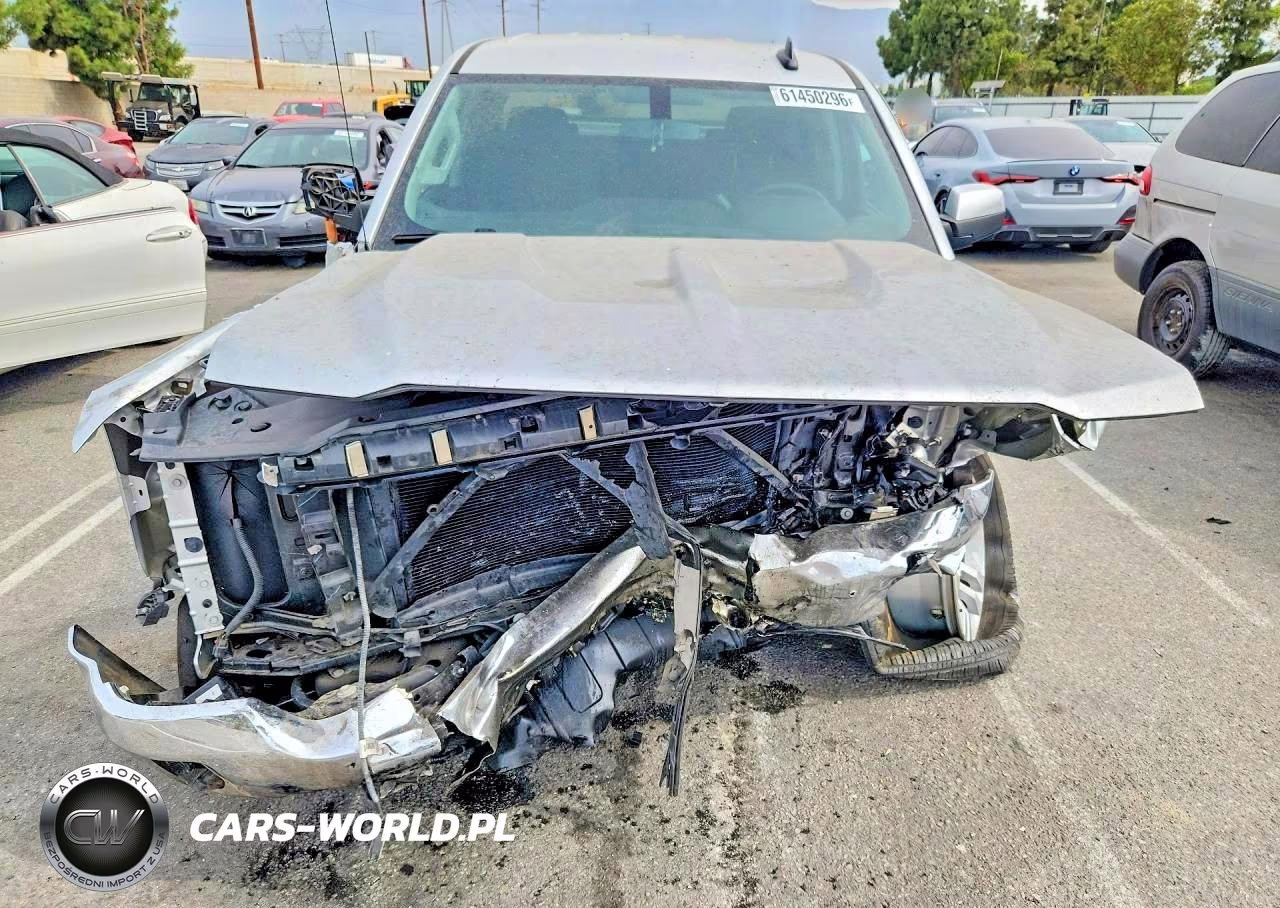 2018 Chevrolet Silverado C1500 Lt VIN:3GCPCREC1JG139872 - 5