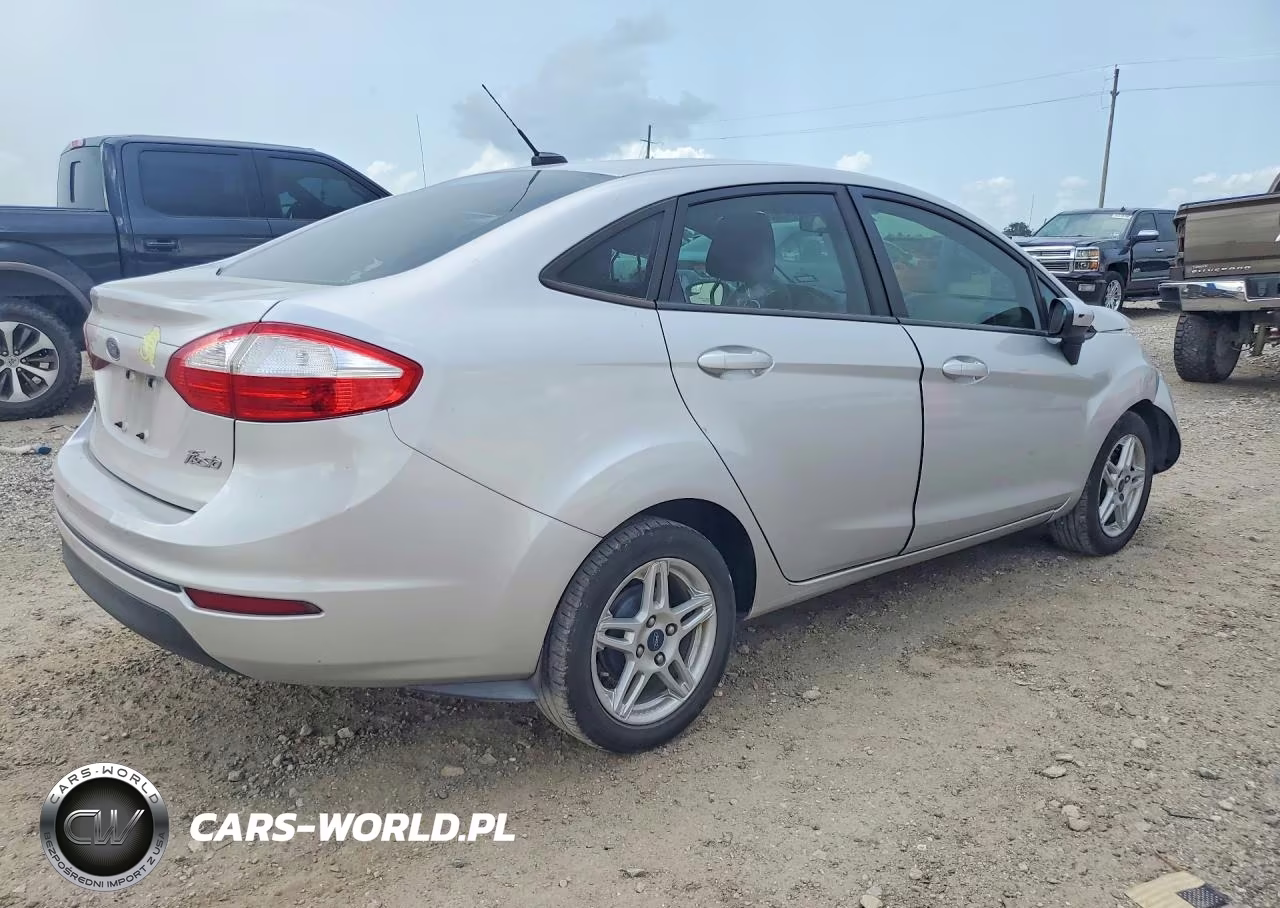 2017 Ford Fiesta Se VIN:3FADP4BJXHM166180 - 3