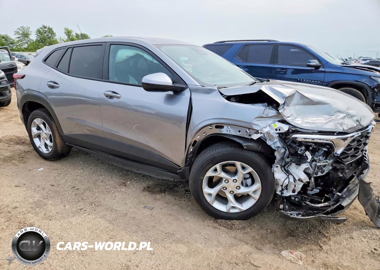 2026 Chevrolet Trax Ls VIN:KL77LFEP4TC103968 - 4