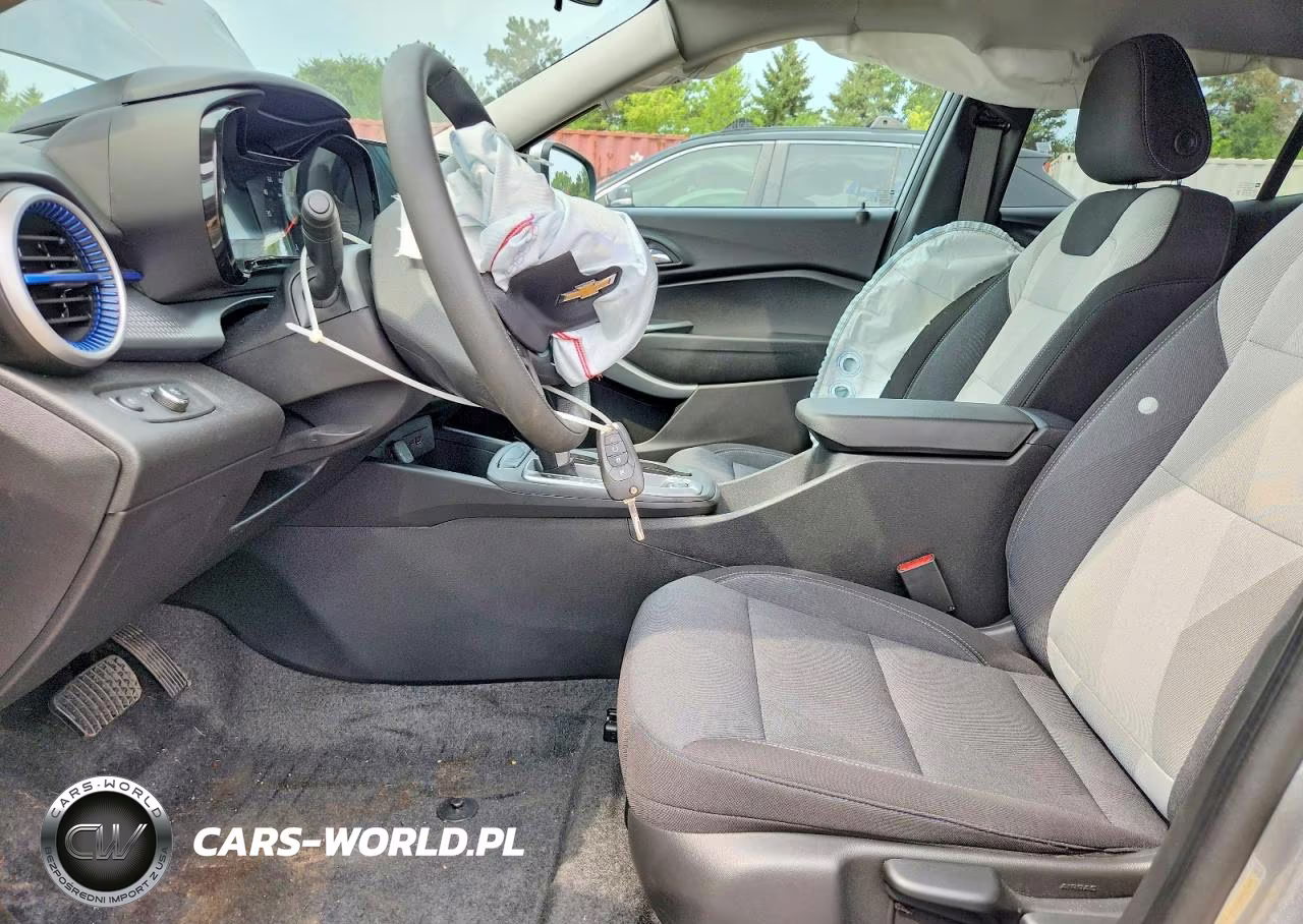 2026 Chevrolet Trax Ls VIN:KL77LFEP4TC103968 - 7
