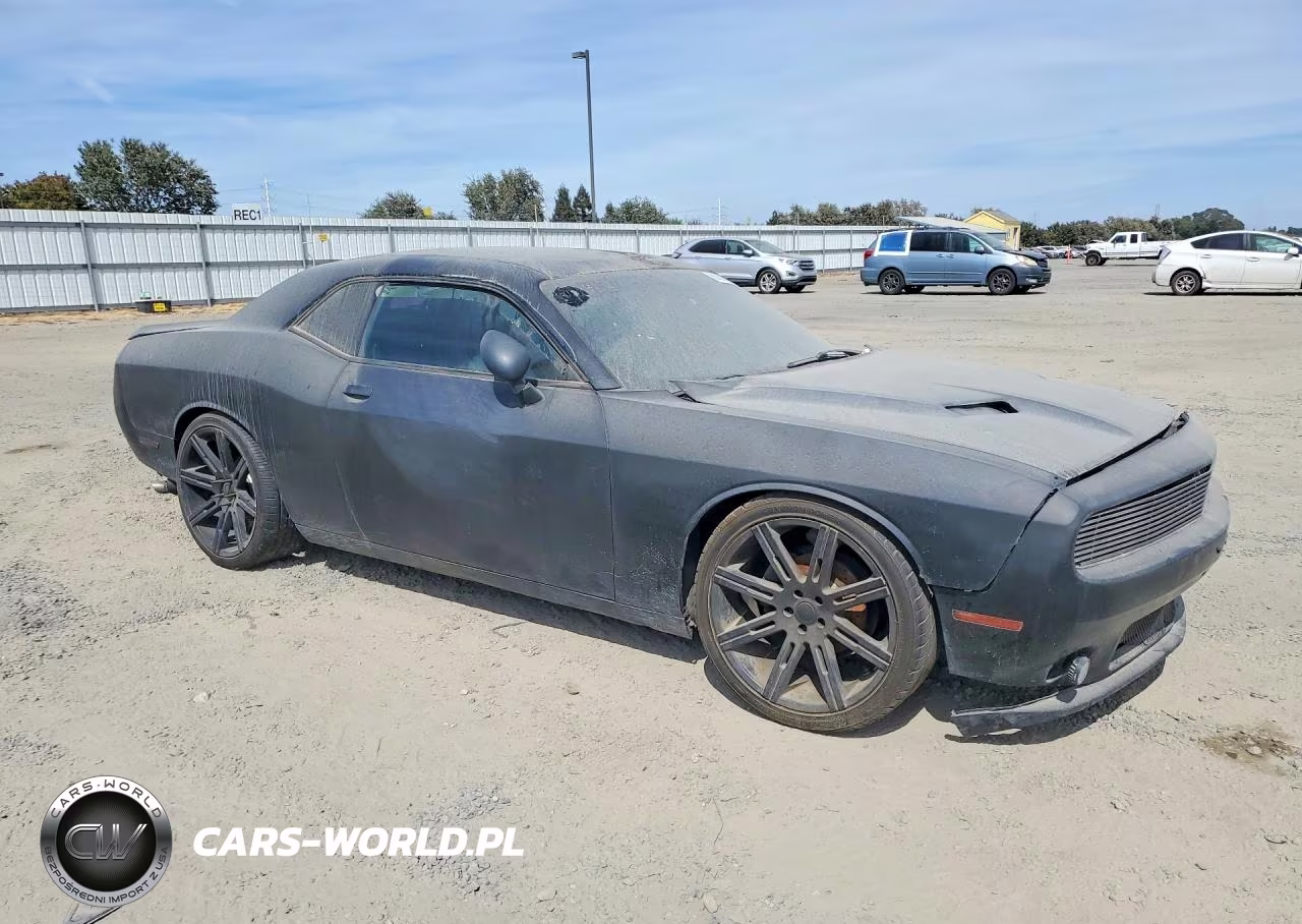 2015 Dodge Challenger Sxt VIN:2C3CDZAG7FH860990 - 4