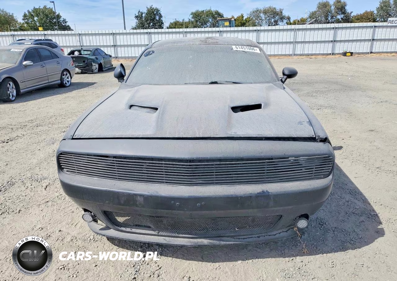 2015 Dodge Challenger Sxt VIN:2C3CDZAG7FH860990 - 5