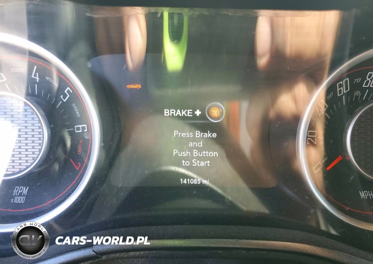 2015 Dodge Challenger Sxt VIN:2C3CDZAG7FH860990 - 9