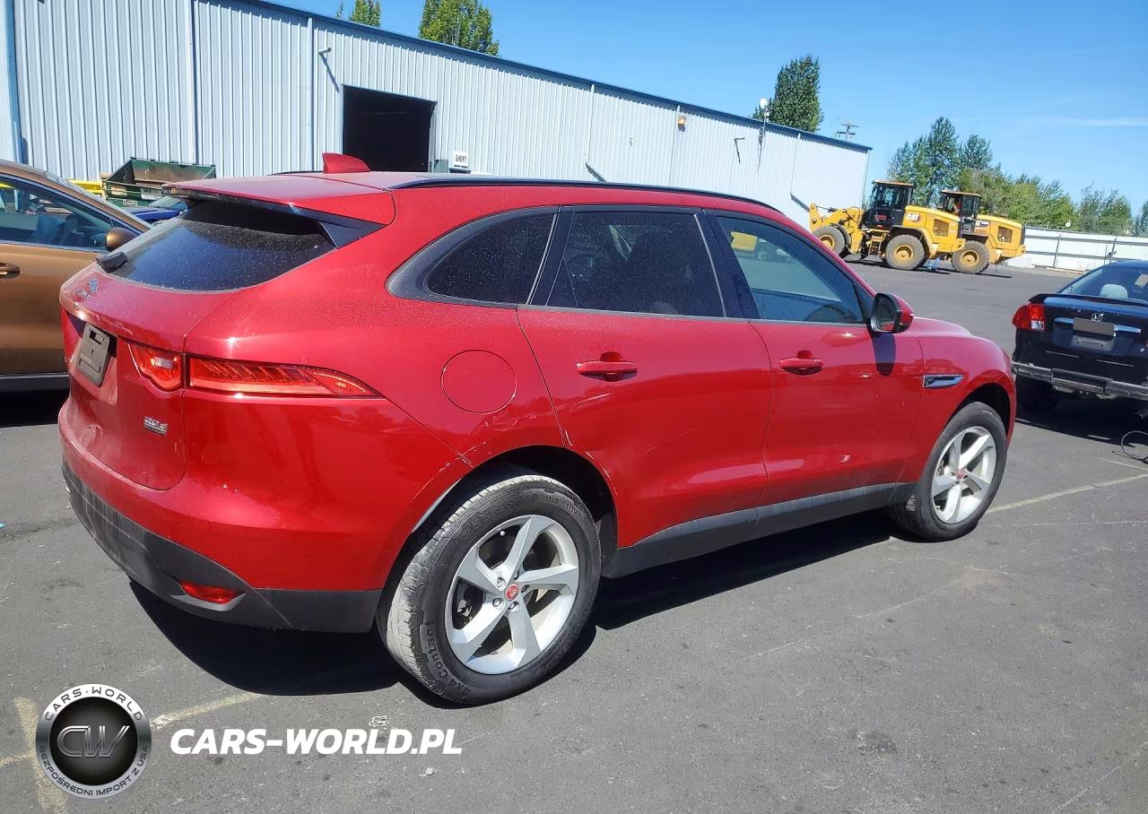 2018 Jaguar F-Pace Premium VIN:SADCJ2FN0JA250802 - 3