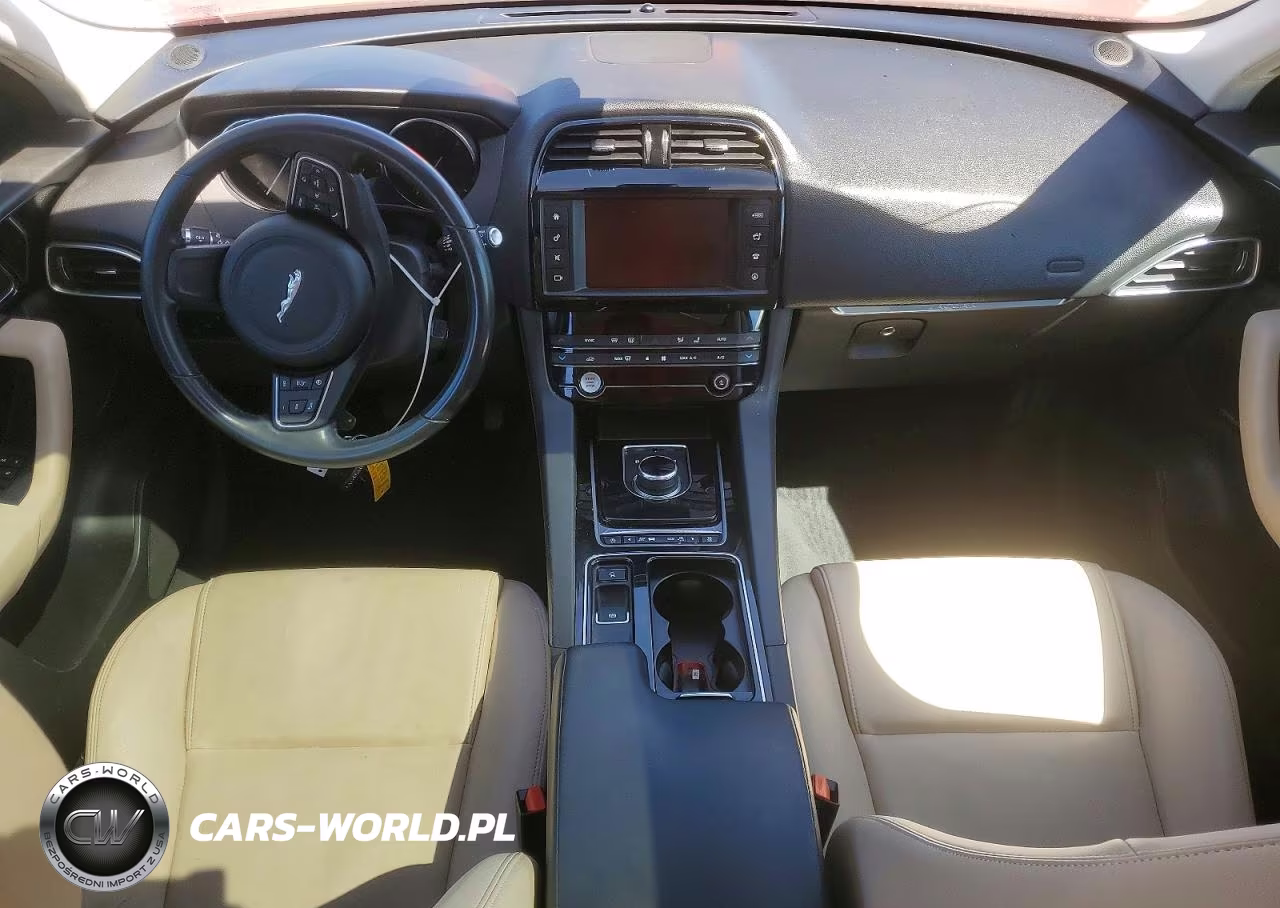 2018 Jaguar F-Pace Premium VIN:SADCJ2FN0JA250802 - 8