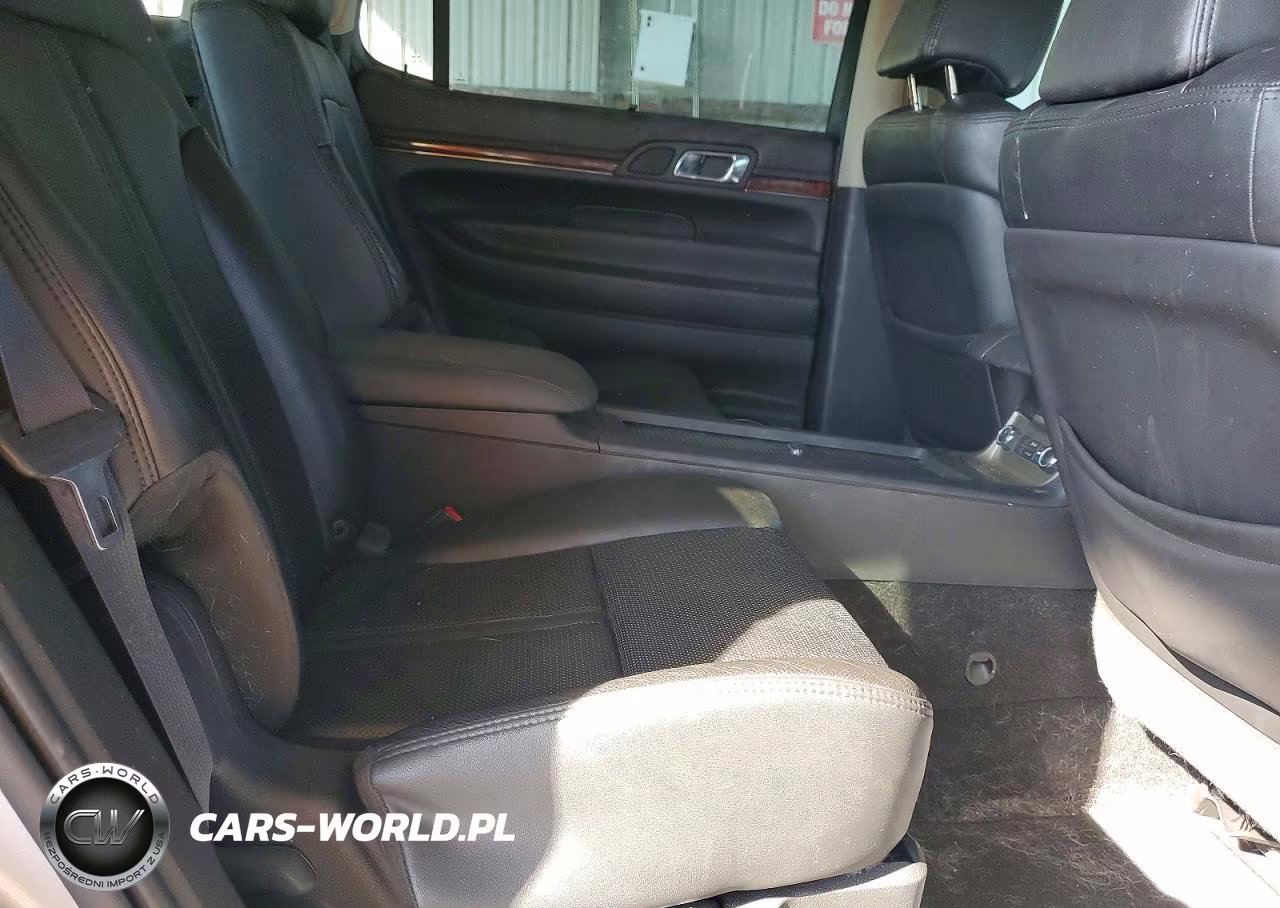 2010 Lincoln Mkt Livery VIN:2LMHJ5ATXABJ16330 - 11