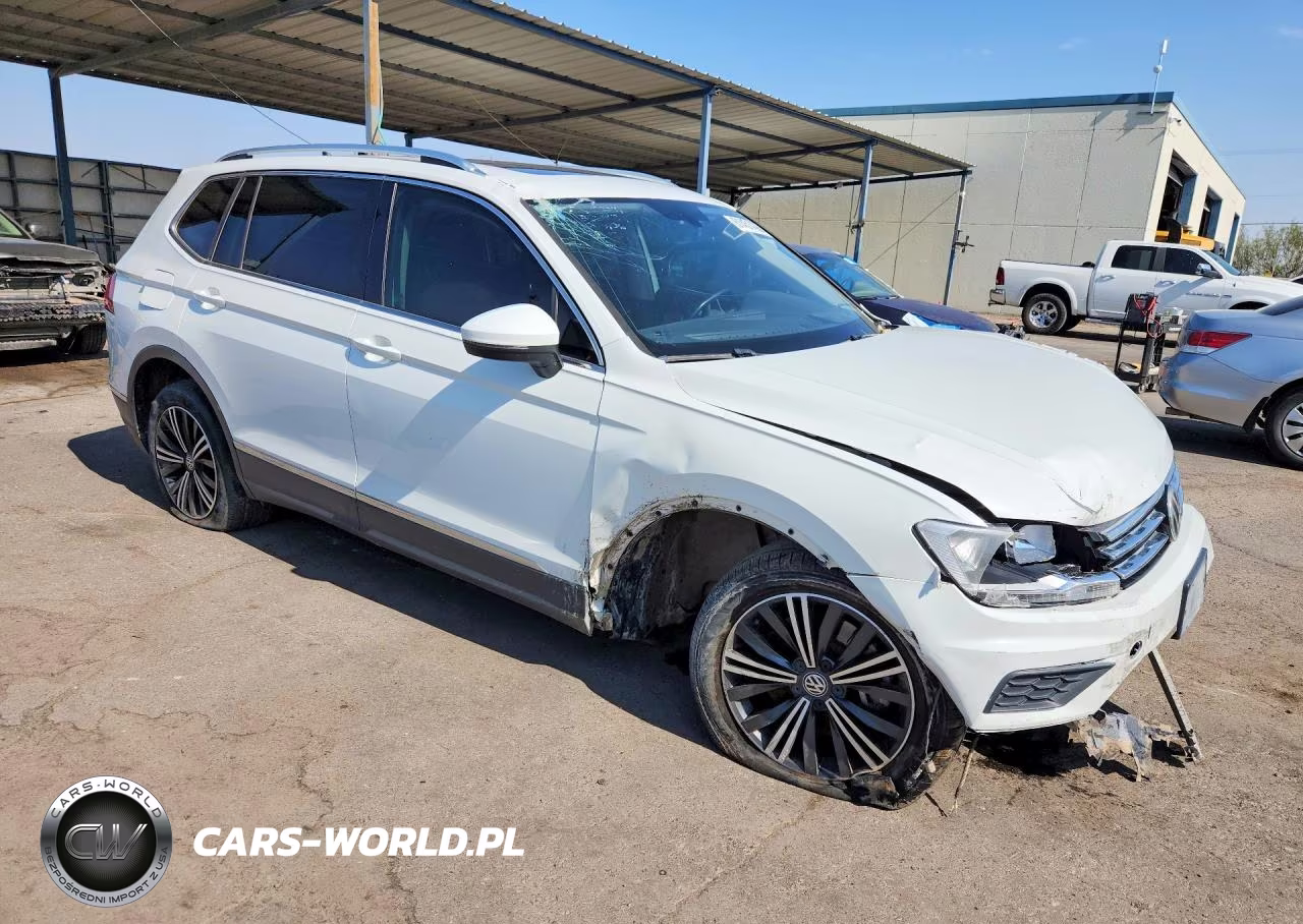 2018 Volkswagen Tiguan Se VIN:3VV3B7AX2JM161851 - 4