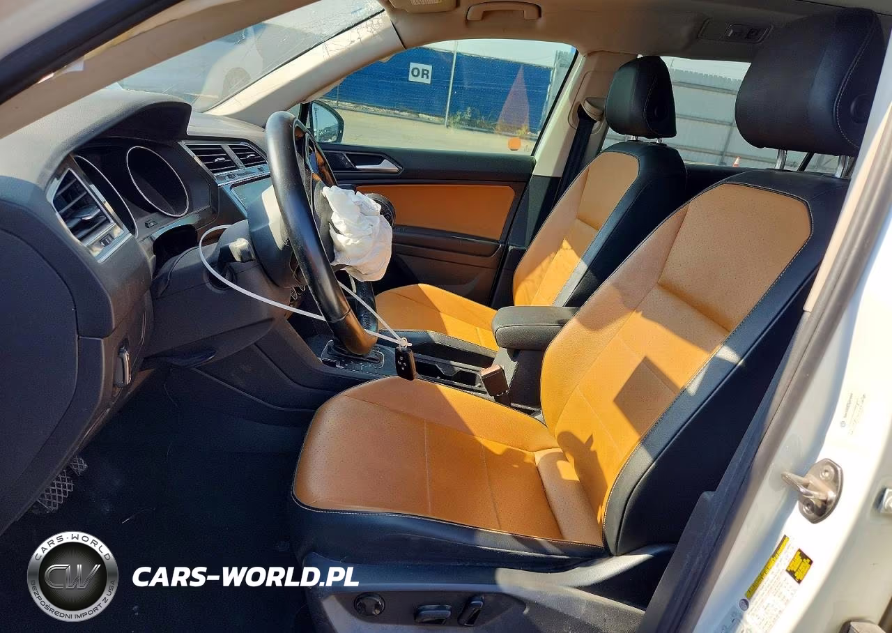 2018 Volkswagen Tiguan Se VIN:3VV3B7AX2JM161851 - 7