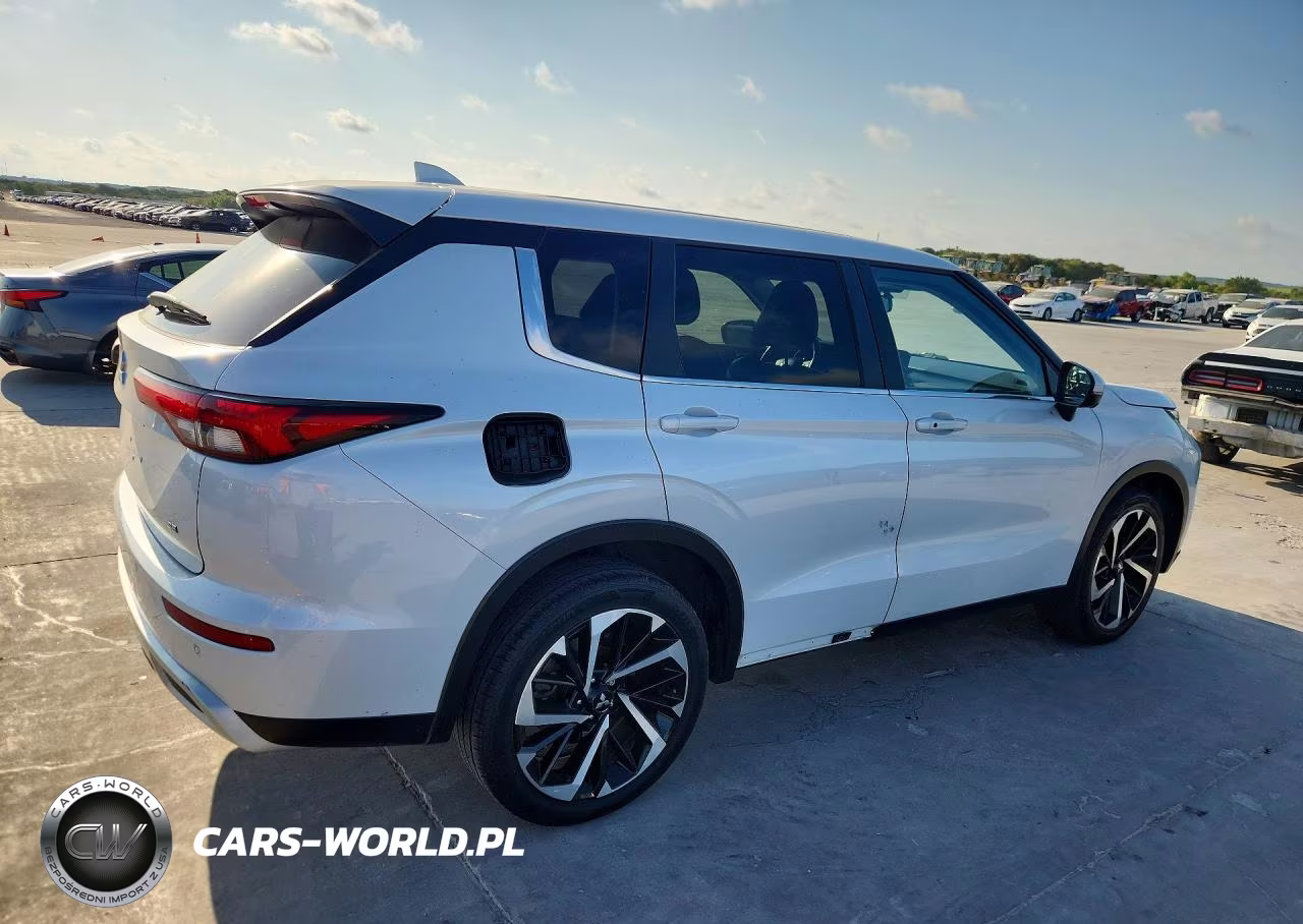 2024 Mitsubishi Outlander Se VIN:JA4J3VA81RZ021066 - 3