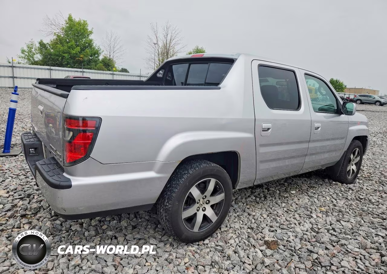 2014 Honda Ridgeline VIN:5FPYK1F60EB011367 - 3