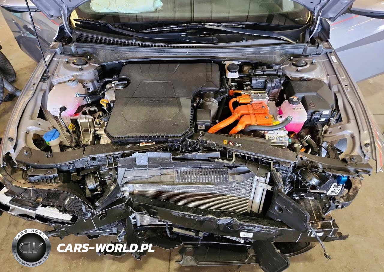 2025 Hyundai Elantra Limited VIN:KMHLN4DJXSU136538 - 11