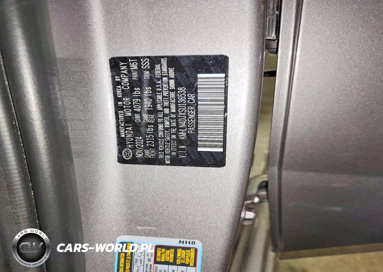2025 Hyundai Elantra Limited VIN:KMHLN4DJXSU136538 - 13
