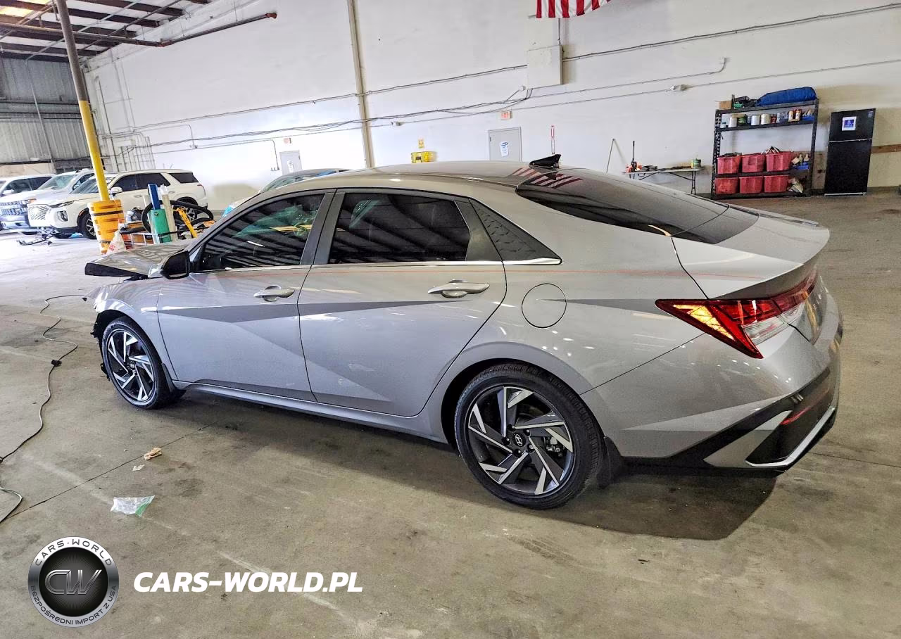 2025 Hyundai Elantra Limited VIN:KMHLN4DJXSU136538 - 2