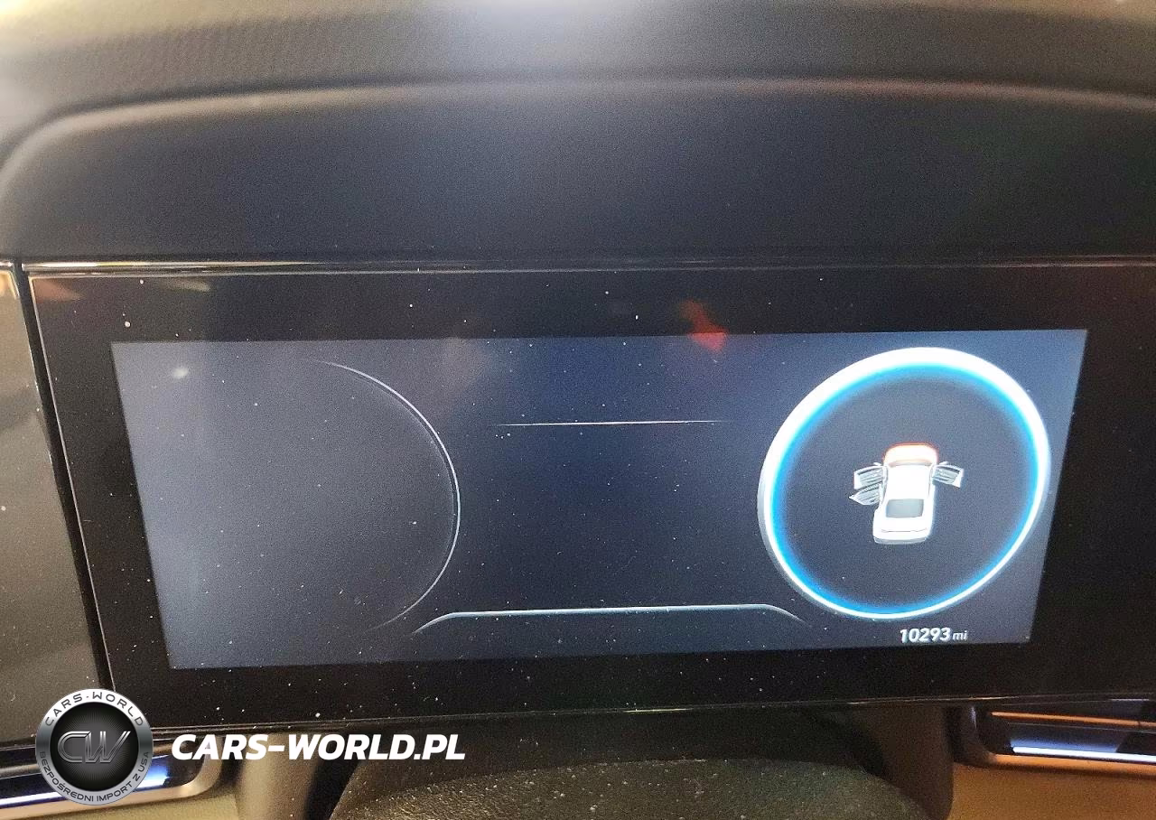 2025 Hyundai Elantra Limited VIN:KMHLN4DJXSU136538 - 9