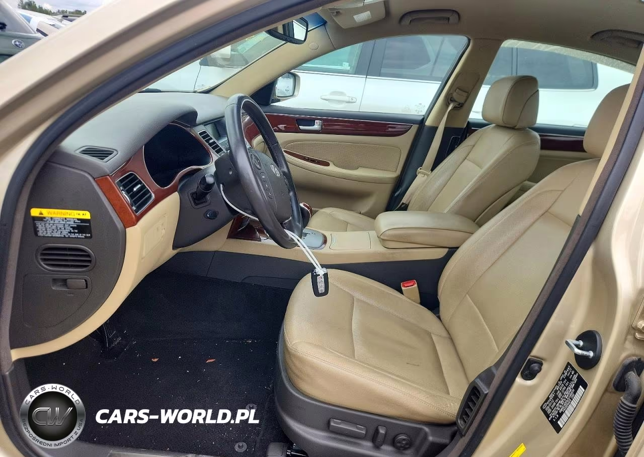 2012 Hyundai Genesis 3.8L VIN:KMHGC4DDXCU188836 - 7