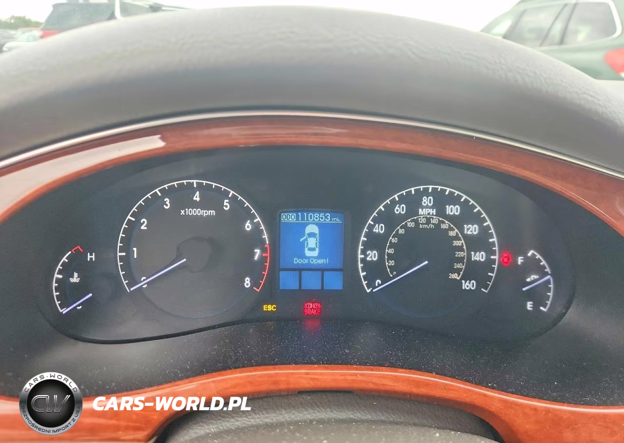 2012 Hyundai Genesis 3.8L VIN:KMHGC4DDXCU188836 - 9