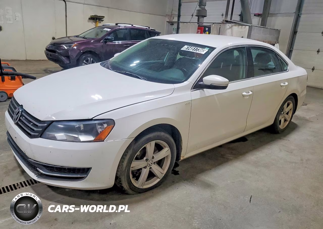 2014 Volkswagen Passat S – zdjęcie 1 z 12