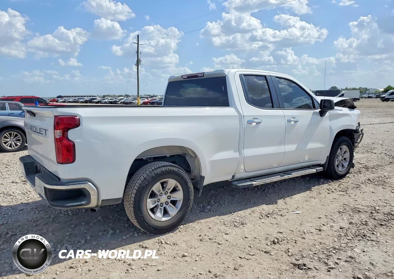 2019 Chevrolet Silverado C1500 VIN:1GCRWAEH6KZ319332 - 3