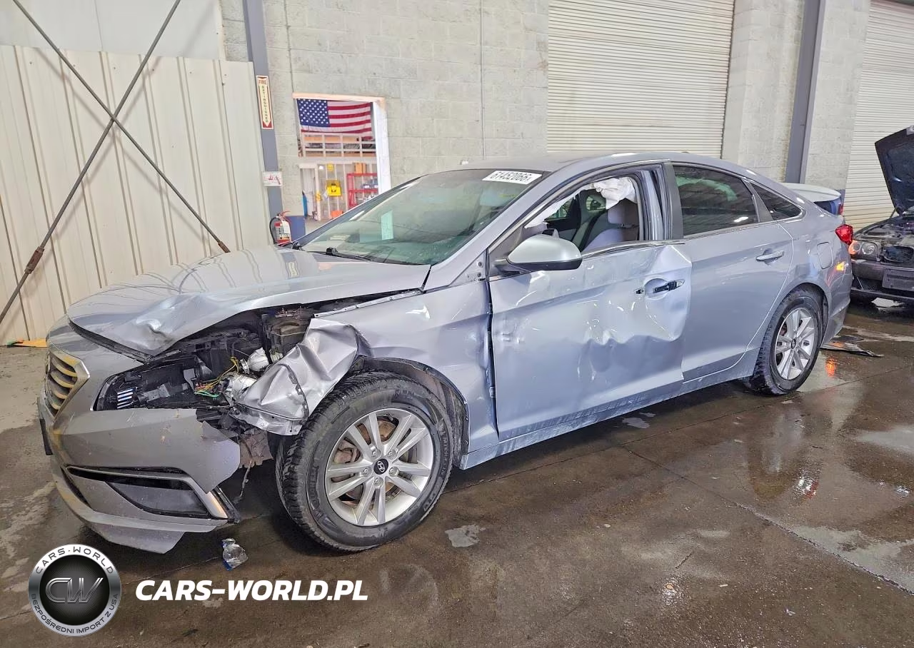 2015 Hyundai Sonata Se VIN:5NPE24AF9FH122944 - 1