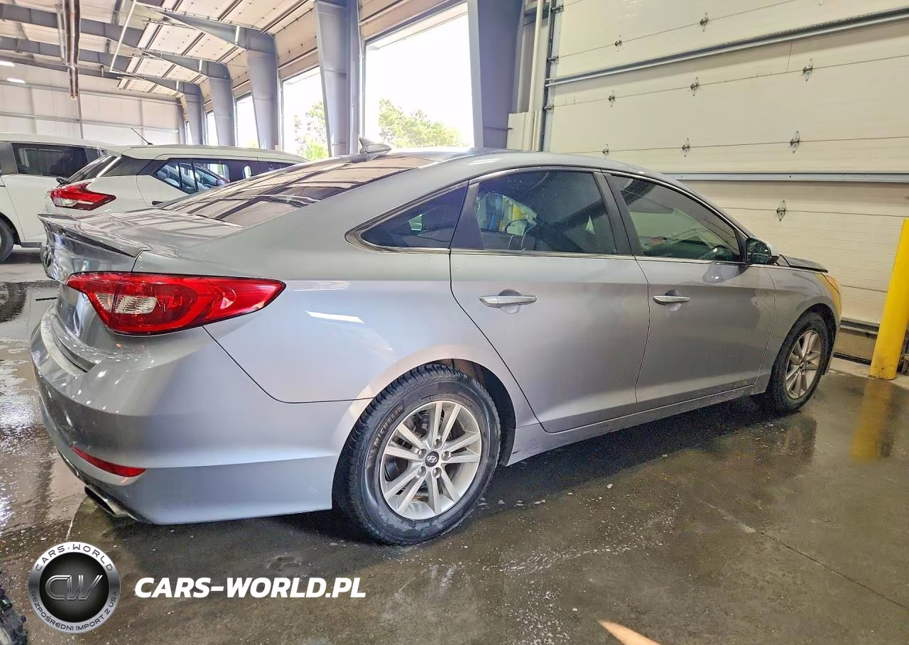 2015 Hyundai Sonata Se VIN:5NPE24AF9FH122944 - 3