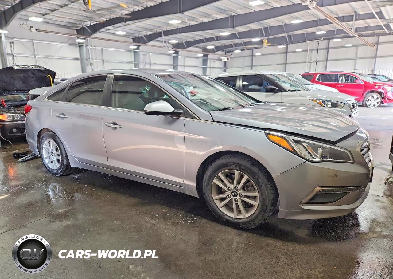 2015 Hyundai Sonata Se VIN:5NPE24AF9FH122944 - 4